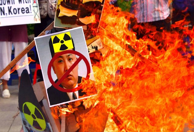 south-korea-protesters-burn-kim-jong-un-signs-getty-640x480-640x437.jpg