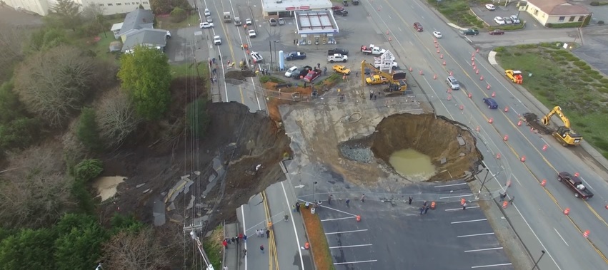 OregonSinkhole2.jpg