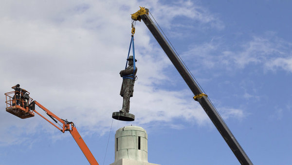 statue_removal.jpg